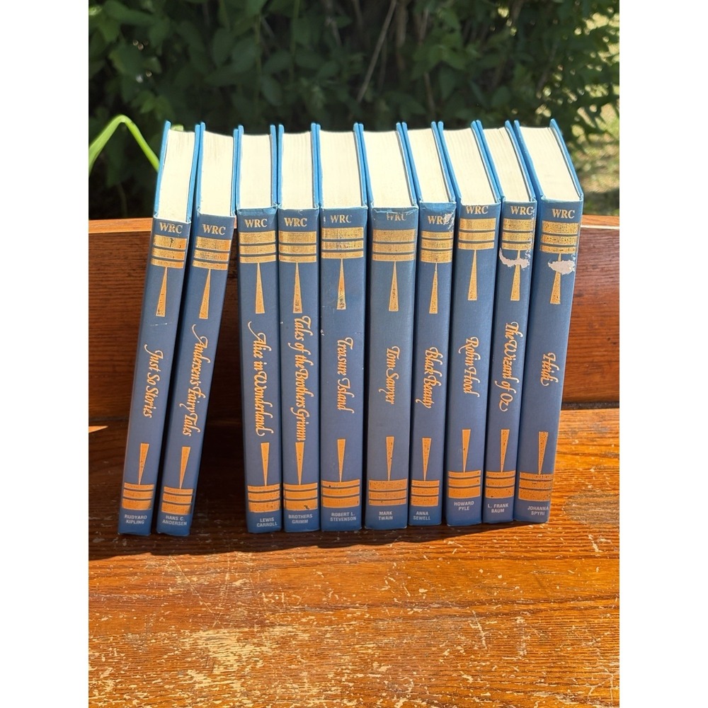 Vintage 1983 The Weekly Reader Classics 10 Book Set - Hardcover Blue Classics